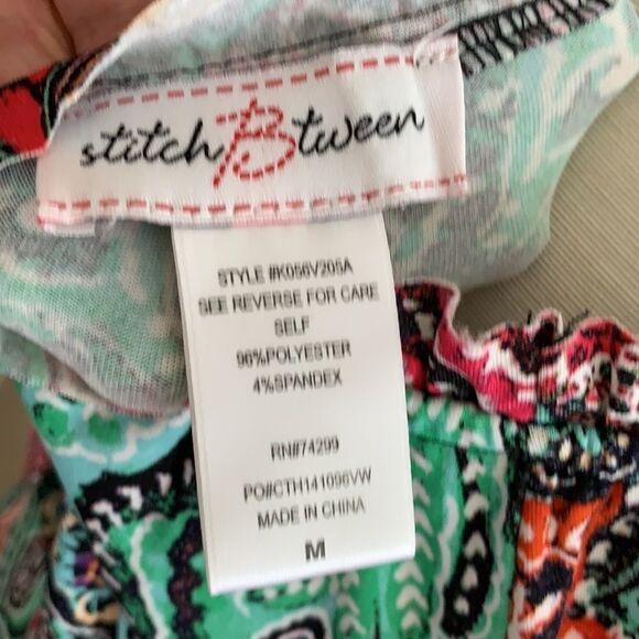 Size medium Stitch Between dress - Picture 5 of 5